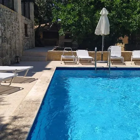 Douliana Villas Douliana