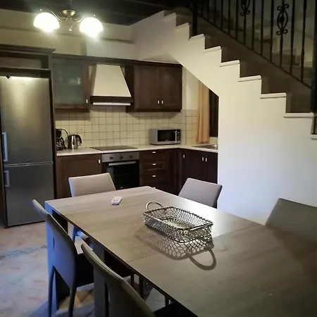 Douliana Villas *