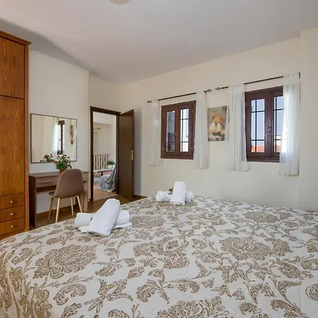 Douliana Villas