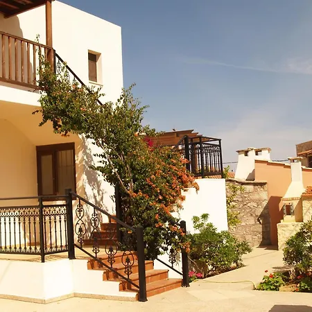 Douliana Villas *